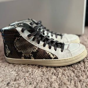 Snakeskin P448 Skaters